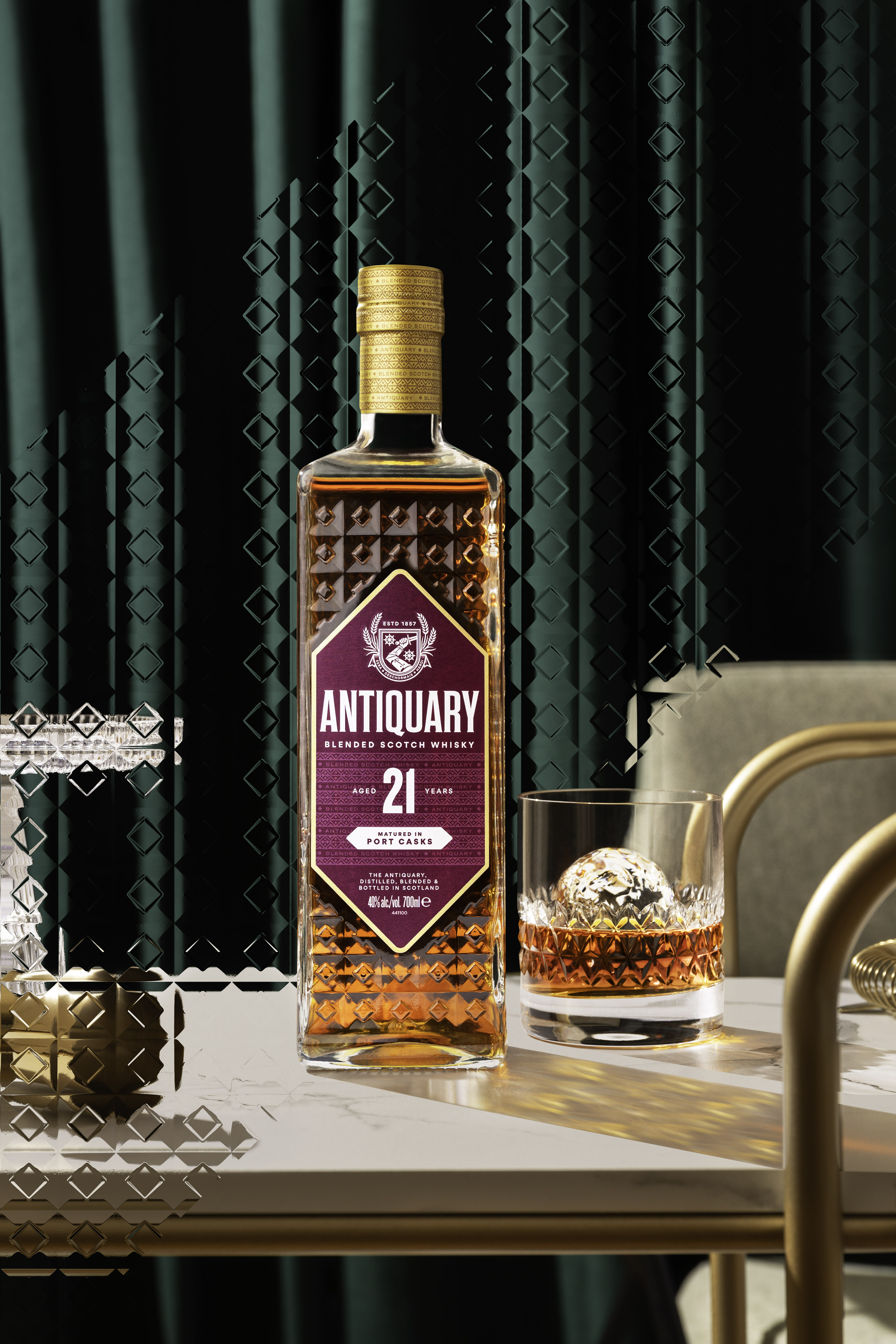 ANTIQUARY_BOTTLE & SERVE_HERO SHOT_21YO_JPG.jpg